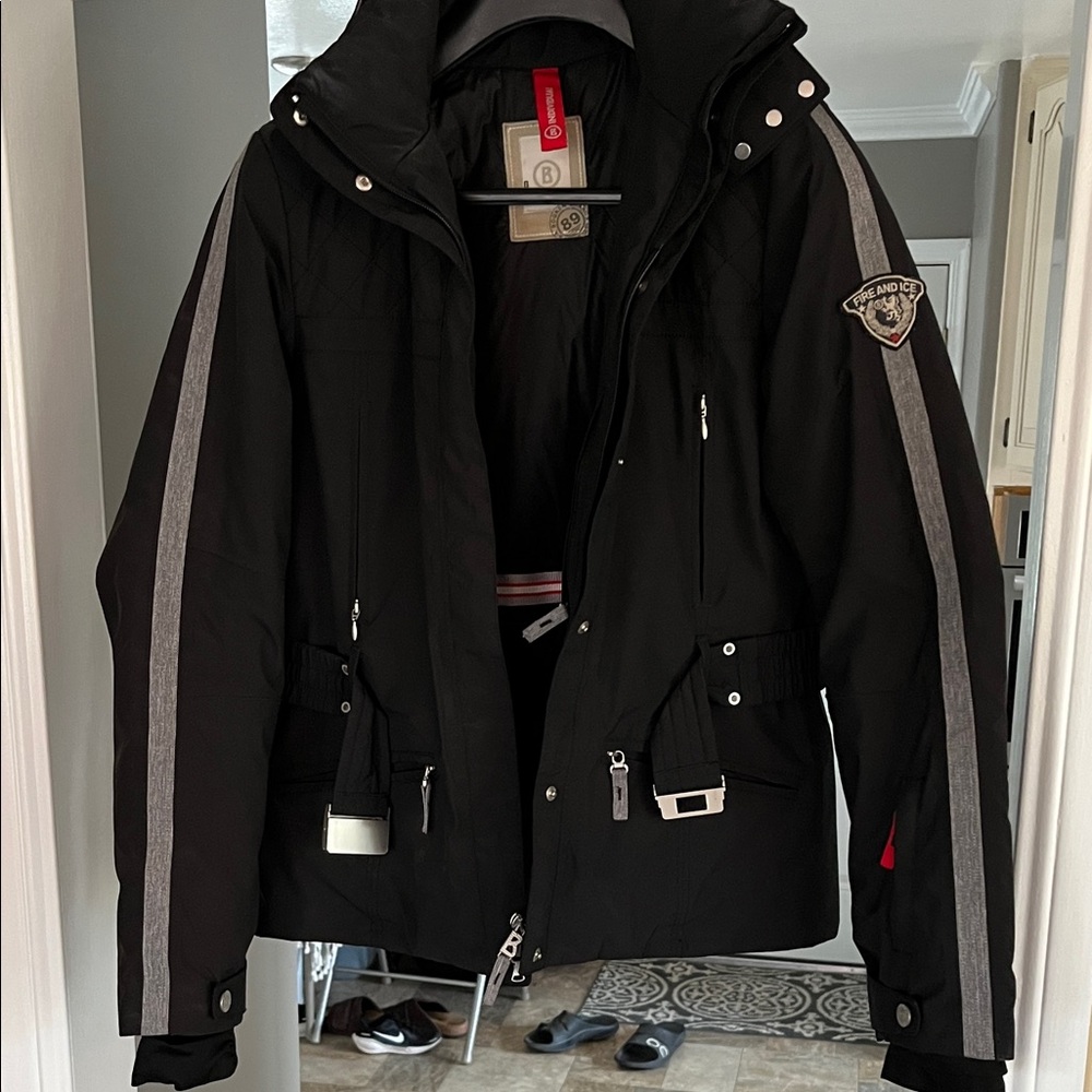 Bogner Fire+Ice Woman’s Snow/Ski Jacket size 10 Black with gray stripes